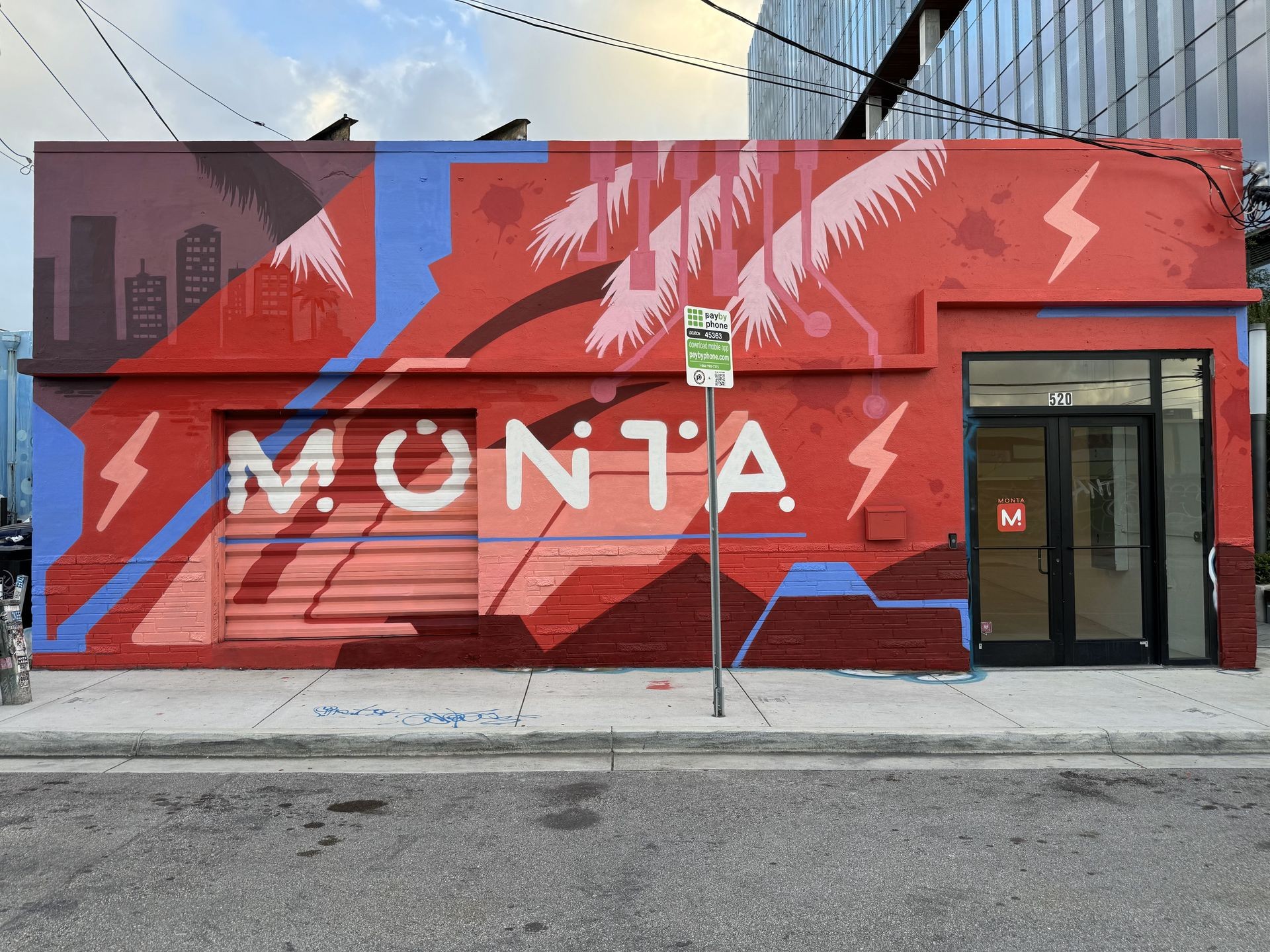 Wynwood Mural in Miami by Sprays and Strokess